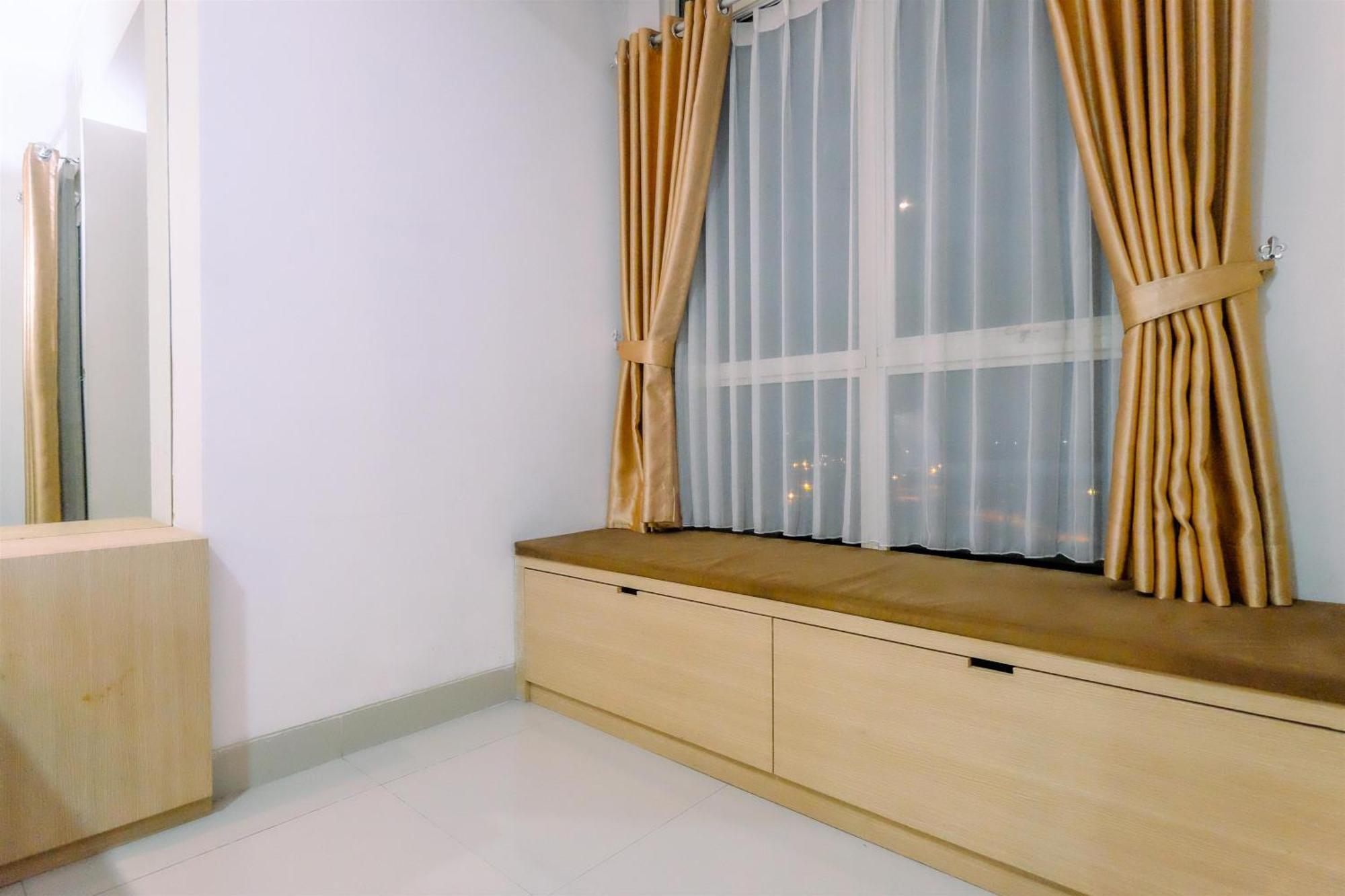 Best Deal And Cozy Studio Oasis Cikarang Apartment By Travelio Exterior foto