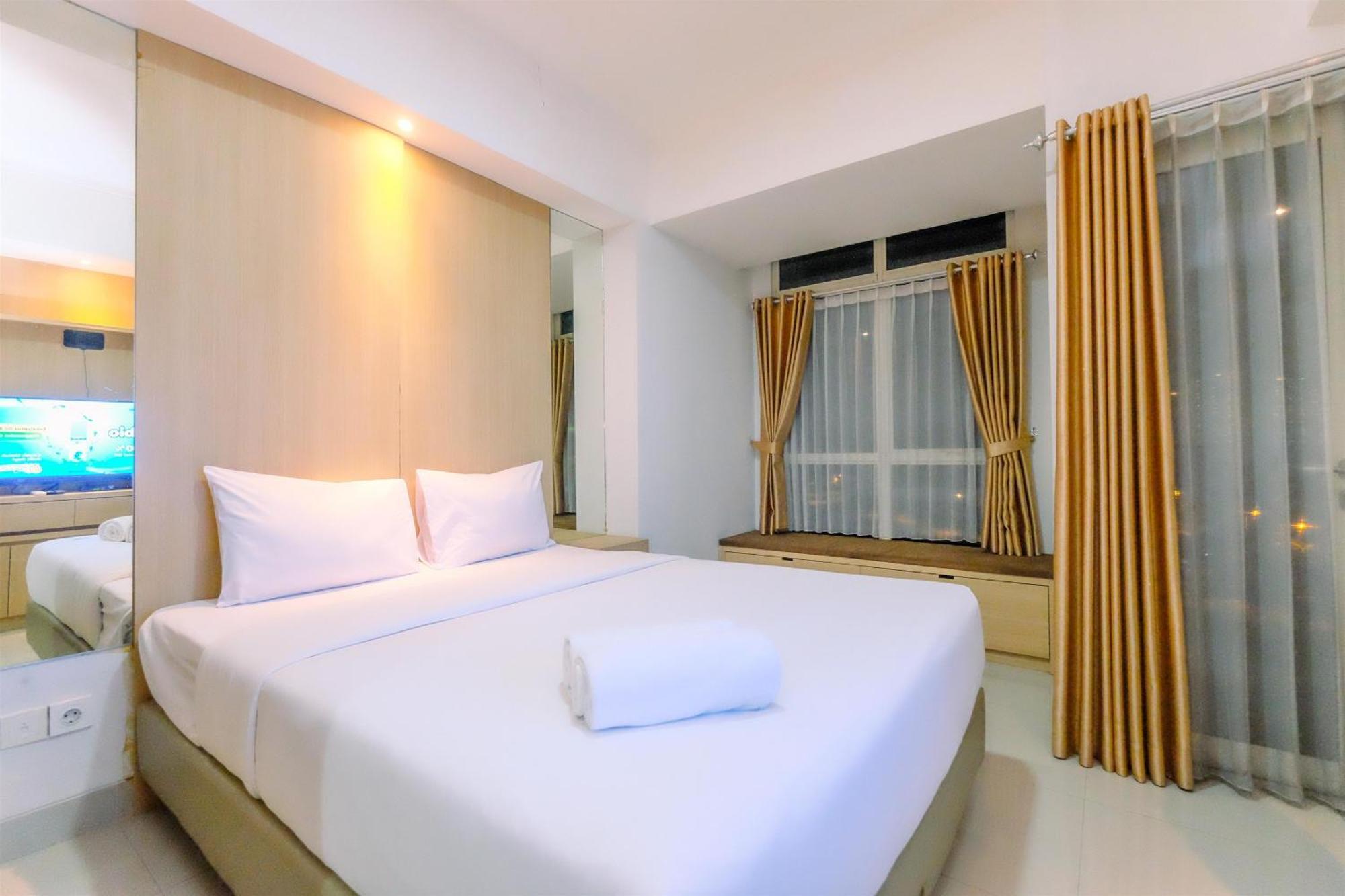 Best Deal And Cozy Studio Oasis Cikarang Apartment By Travelio Exterior foto